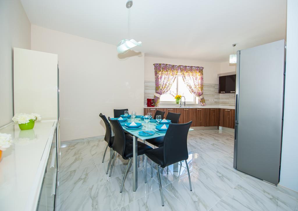 The Waves Holiday Apartment Marsaxlokk Exterior photo